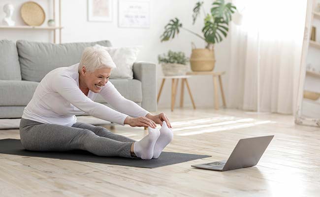 presurgery, woman, stretch exercise, laptop
